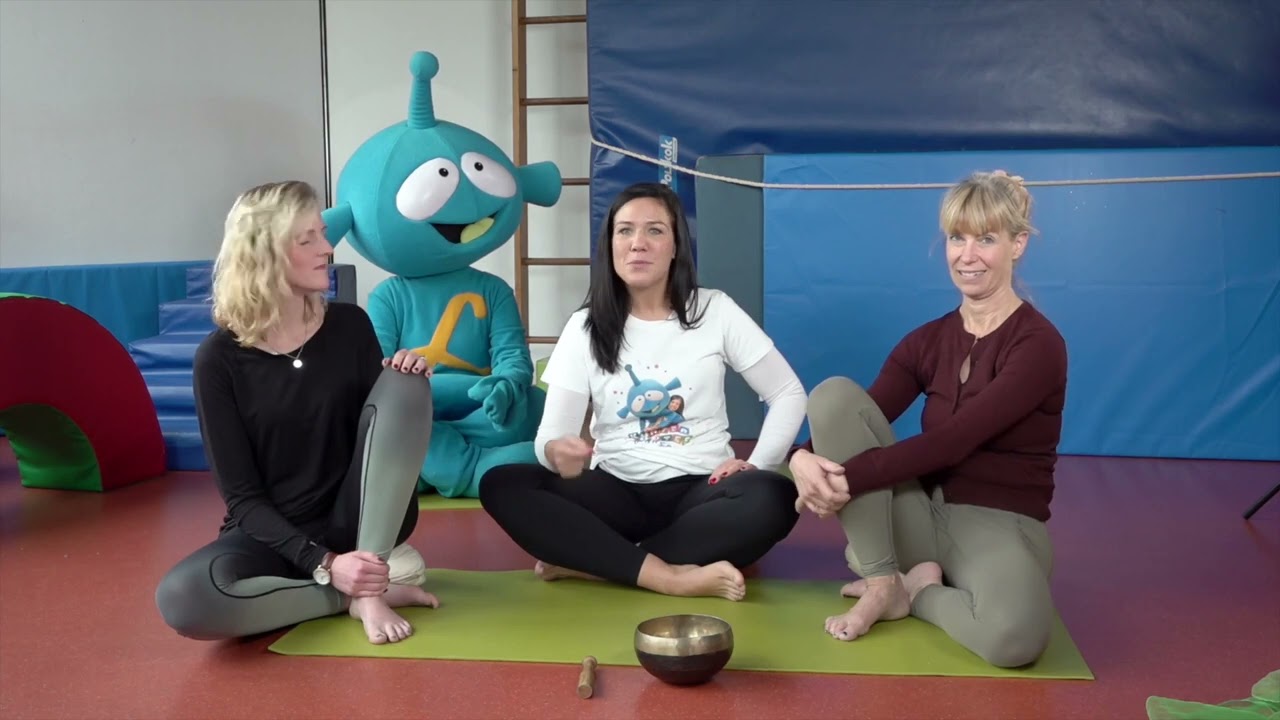 Matte raus, jetzt wird Yoga gemacht - @KunterbuntesDingsda
