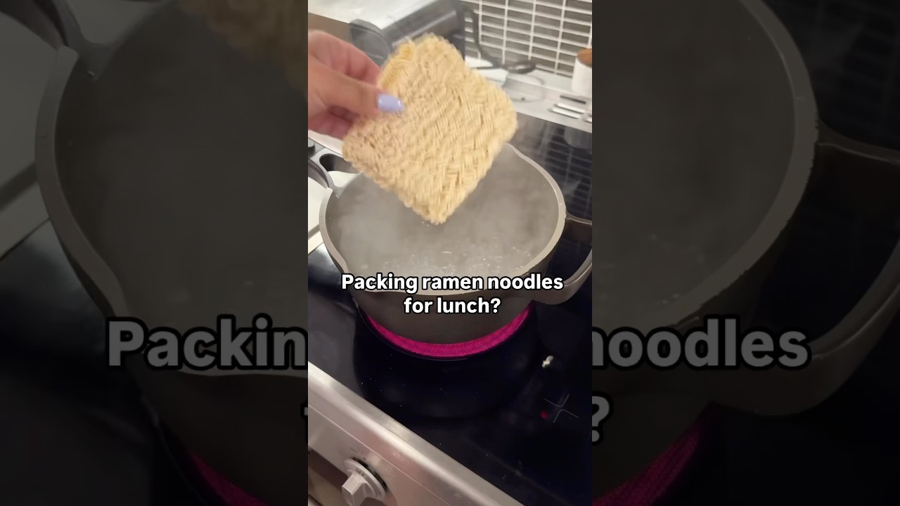 Ramen noodles #bento #lunchbox #lunchboxideas #food #bentobox #ramen #ramennoodles #hotlunch #soup