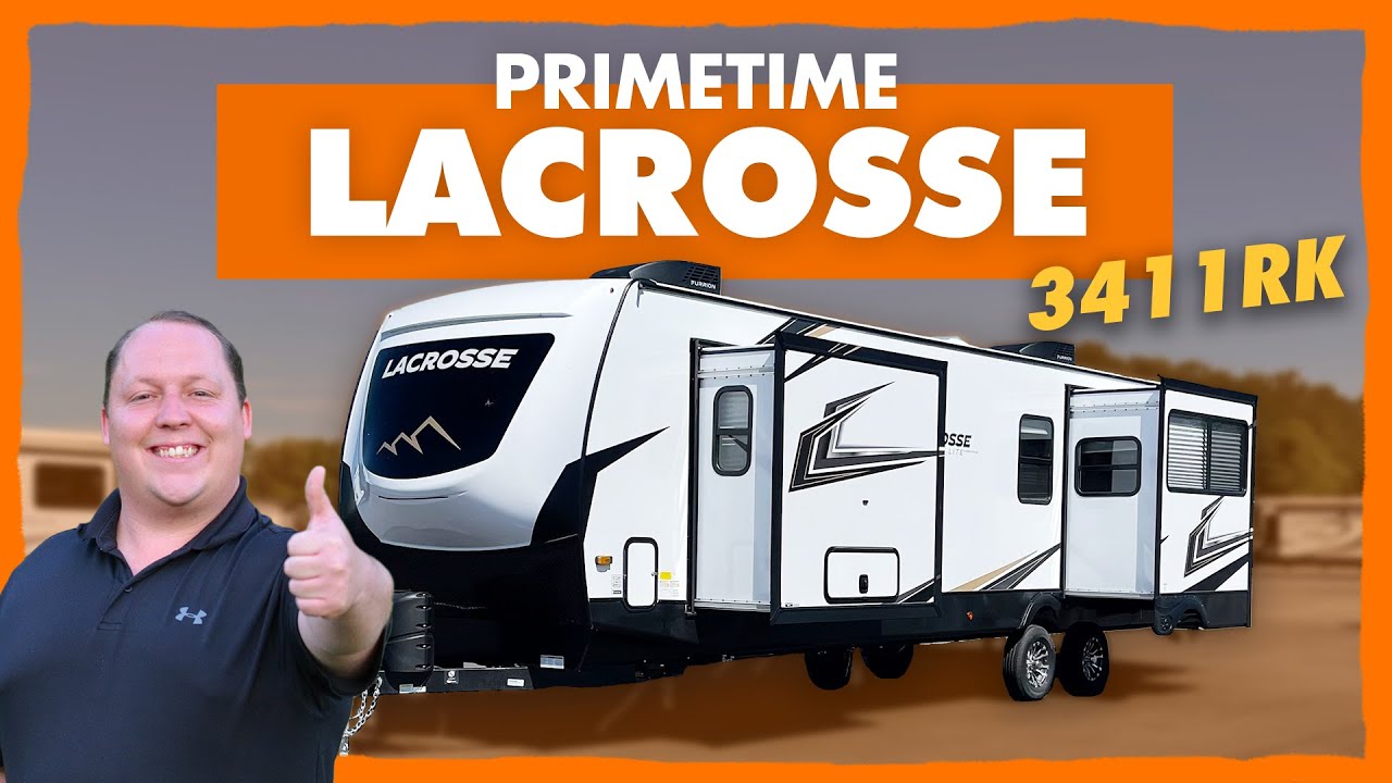 Rear Kitchen Couples Travel Trailer!