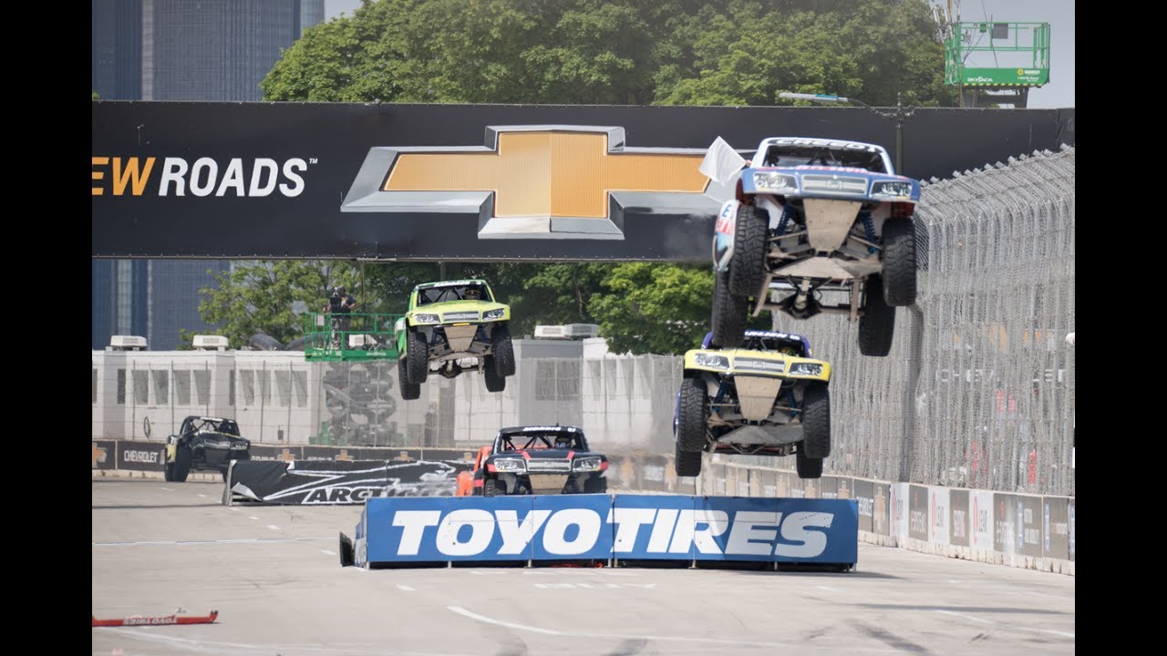 Детройт 2017 - Стадион SUPER Trucks - CBS Sports Network