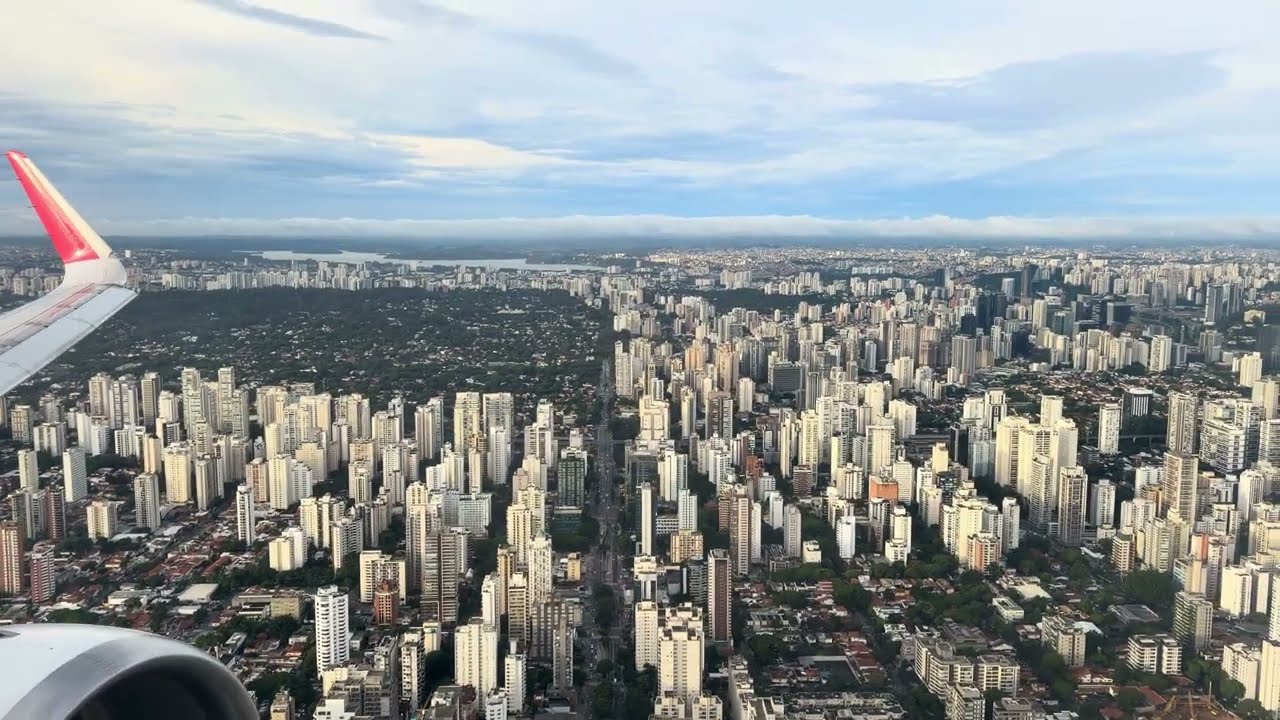🇧🇷 Decolando de São Paulo Congonhas em manhã nublada com Latam A320