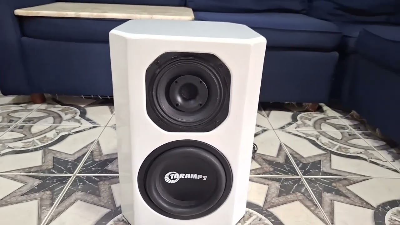 Caixa Bob do Neymar com Subwoofer Taramps T1200SW