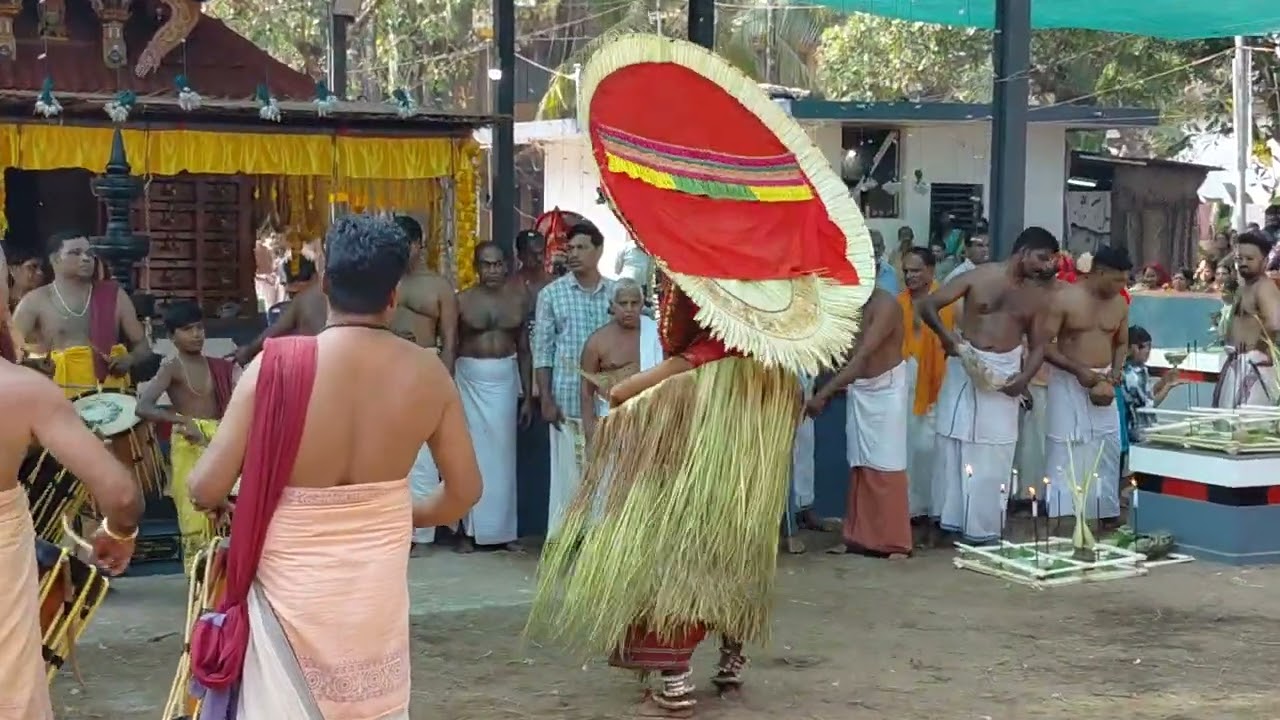 Badrakali theyyam at Ponapalli kavu cheukunnu Kannur Kerala.