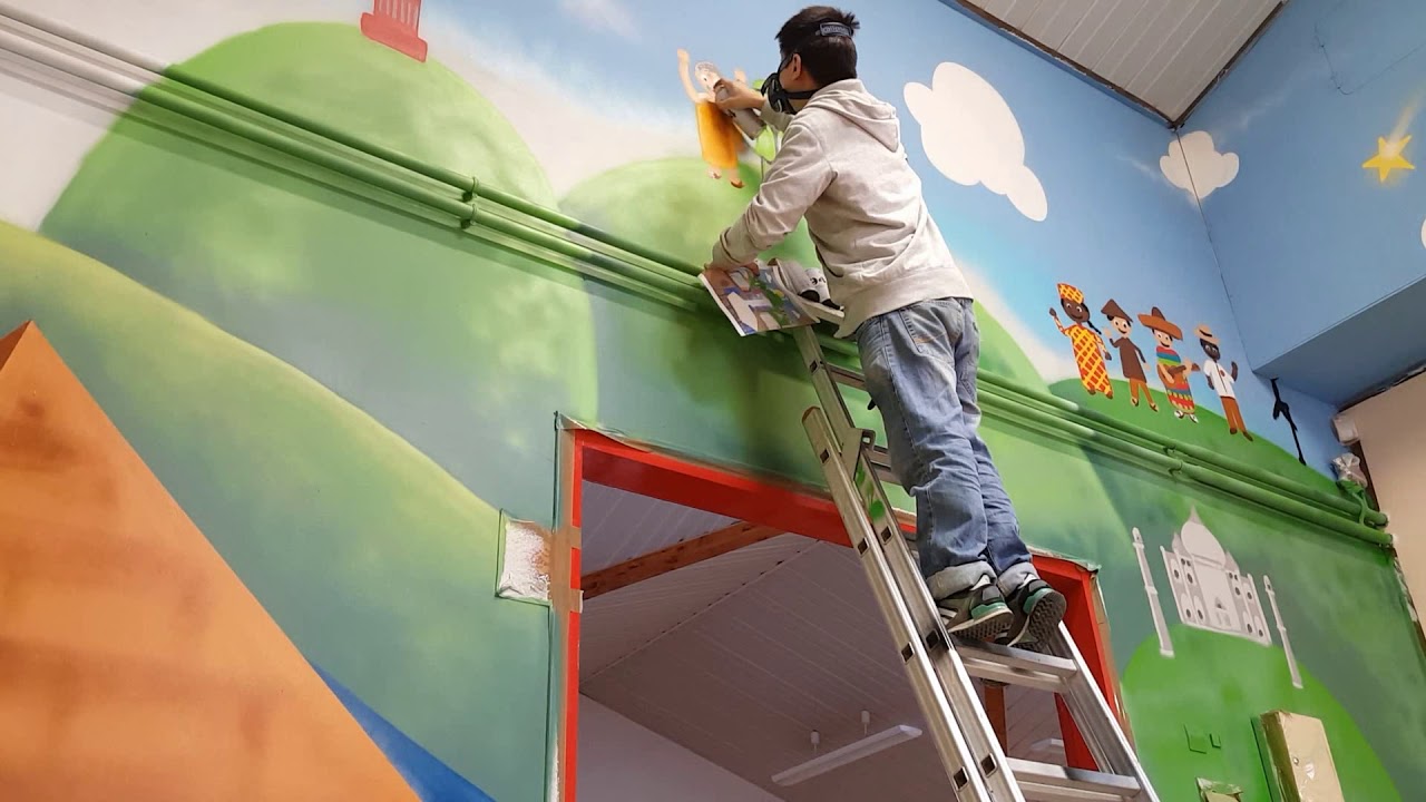 Décoration graffiti à l'école primaire de Benet en Vendée