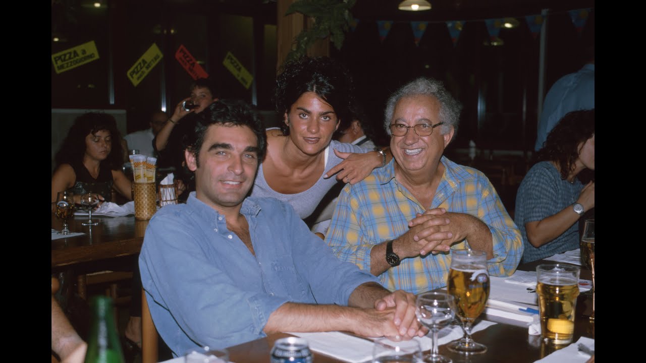 Intervista a Tiberio Timperi   Il suo primo lavoro a Radio Mare Cesenatico con Bibi Branzanti
