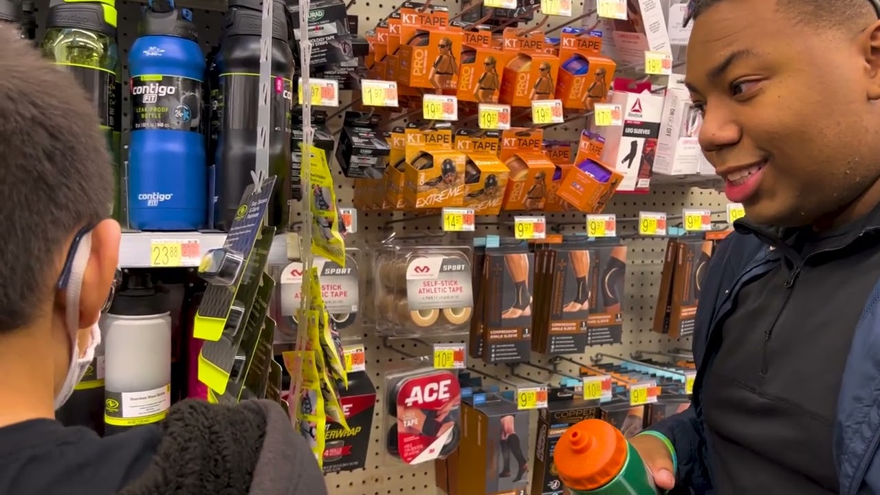 Kids Shop With a Cop in Time for Christmas