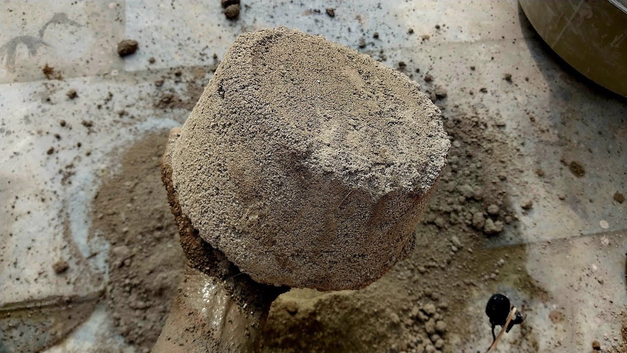 Grainy dirt Dry Floor Crumbling ASMR