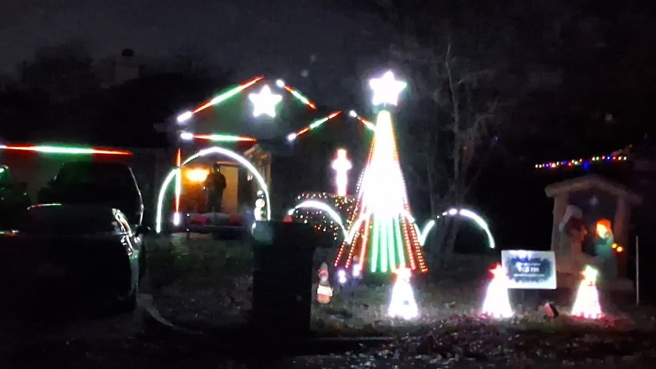 2025 Christmas light show part 2