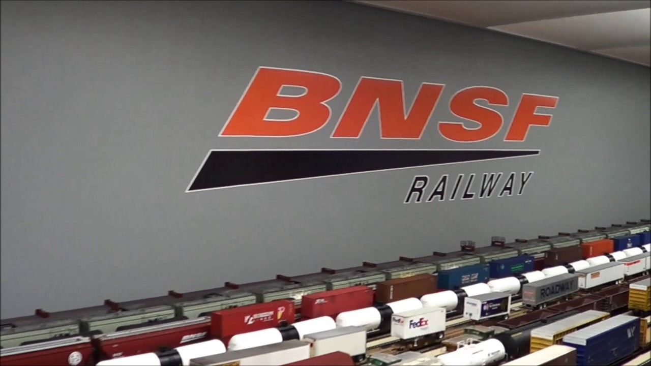 BNSF ФОЛЛ-РИВЕР, 5-е подразделение, 2017 г., часть 1