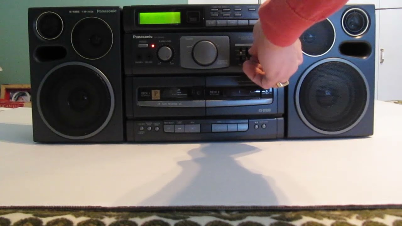 Classic Panasonic BoomBox Model RX-DT690 4.6PDS BiAmpSystem 1996