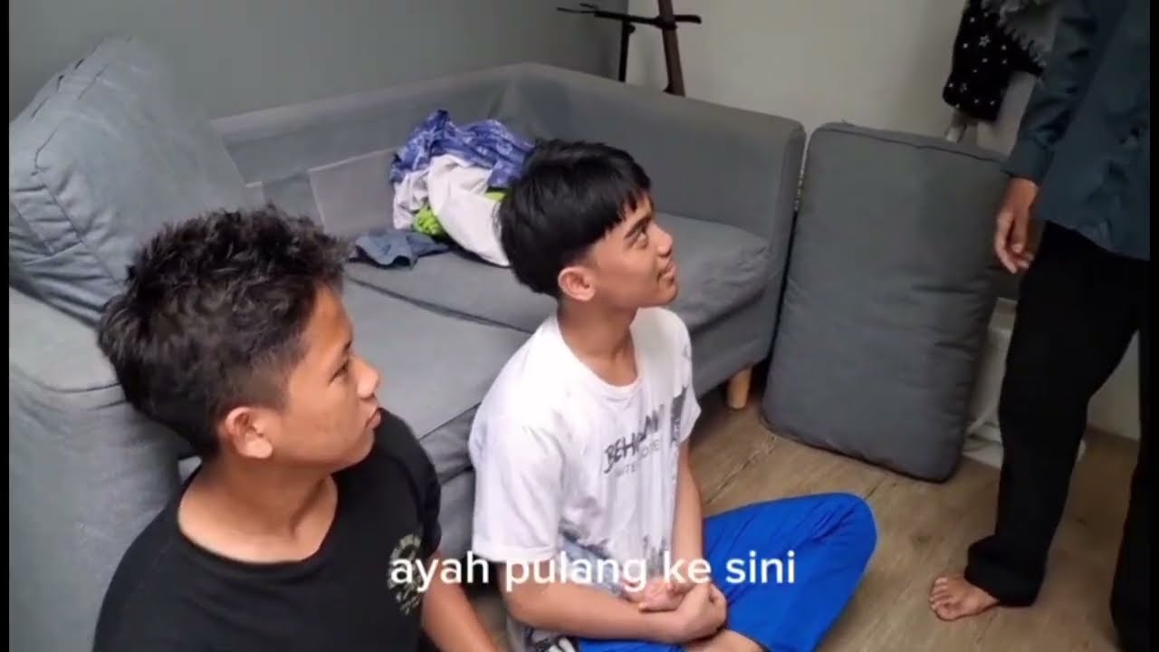 SEBENARNYA KEWAJIBAN DI RUMAH DI TANGGUNG SIAPA? (tugas ppkn soal kewajiban di rumah) 