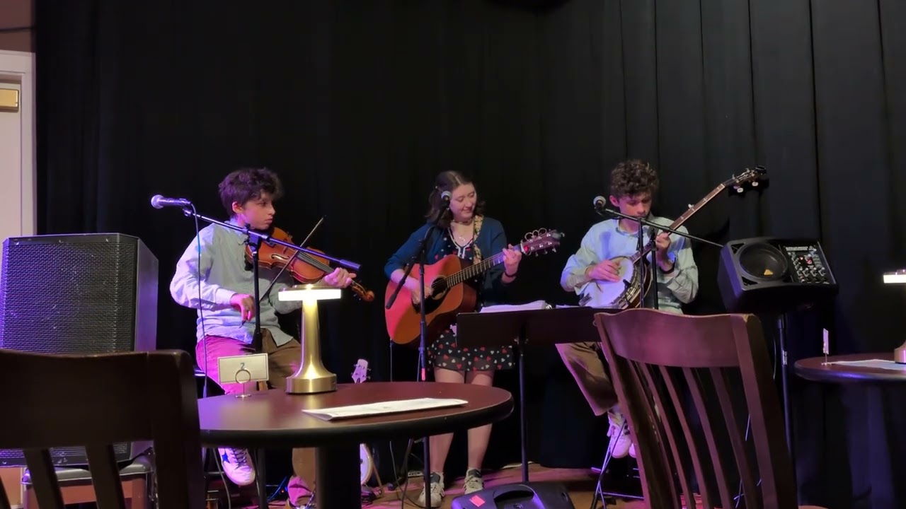 Farewell Blues at The Majestic Cafe