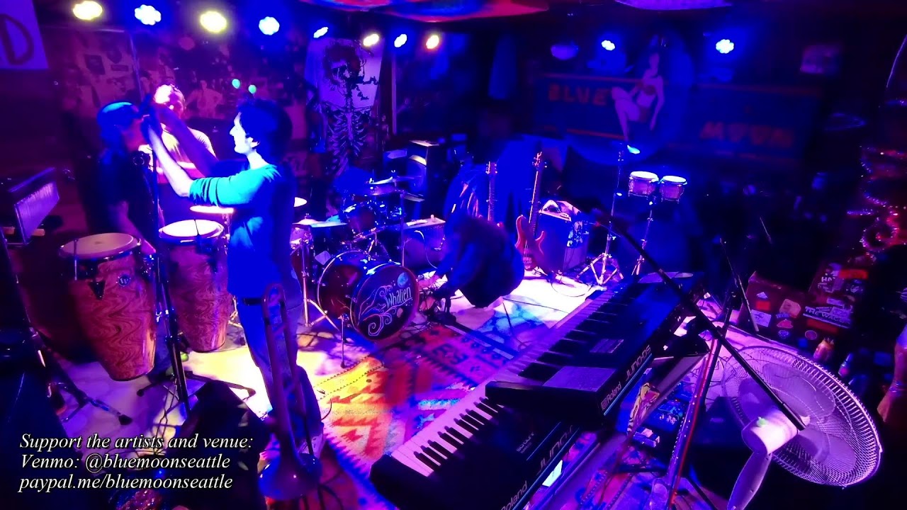 Whalien present a Holiday Extravaganza! w/Spencer Marlyn Band (Bend)