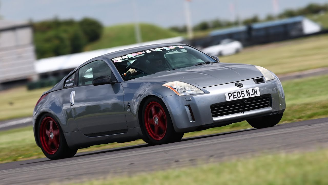 Bedford autodrome new PB 2:53 on yokohama ad09 (track day nissan 350z)