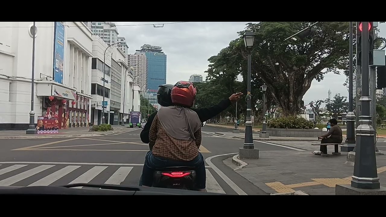 Suasana pagi hari di kota medan 