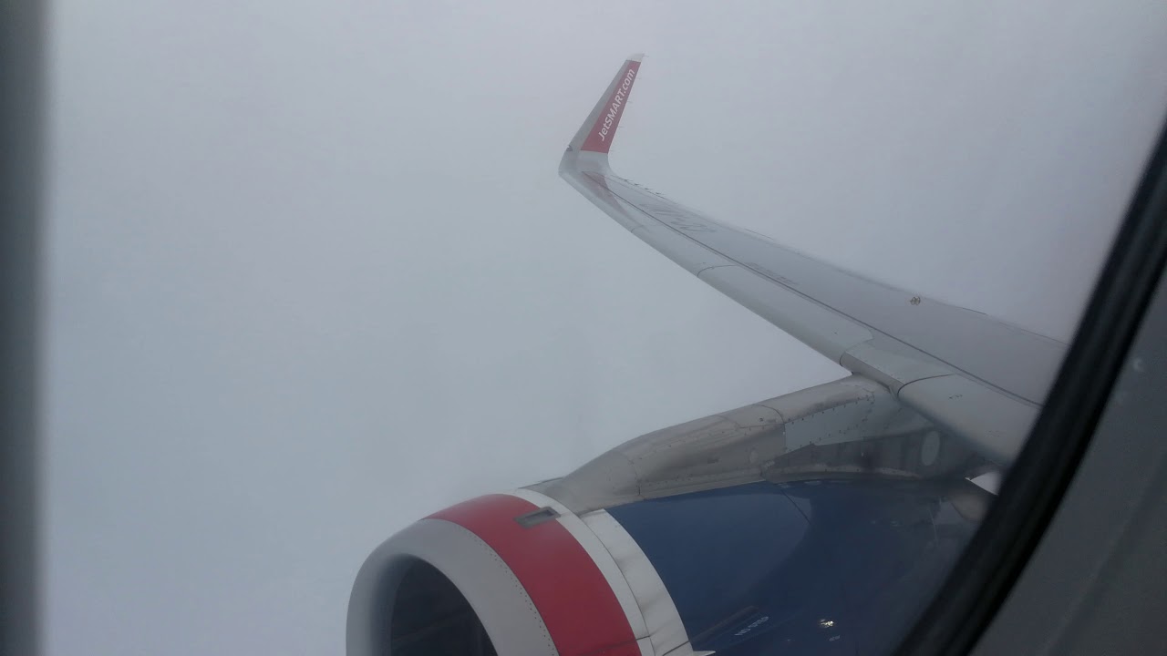 Despegue con lluvia Airbus A320 CC-AWD JetSmart Concepción.