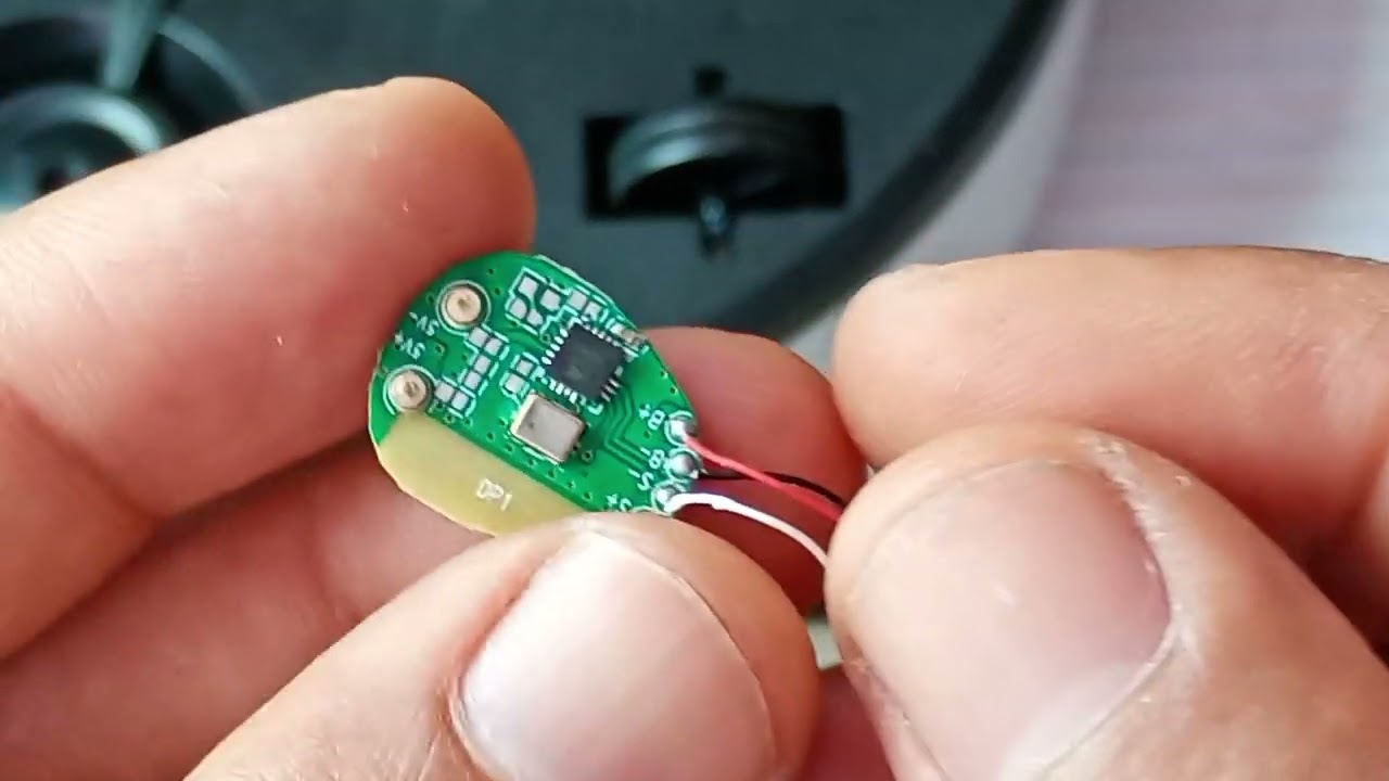 Como trocar bateria de fone bluetooth, parte que vai no ouvido.