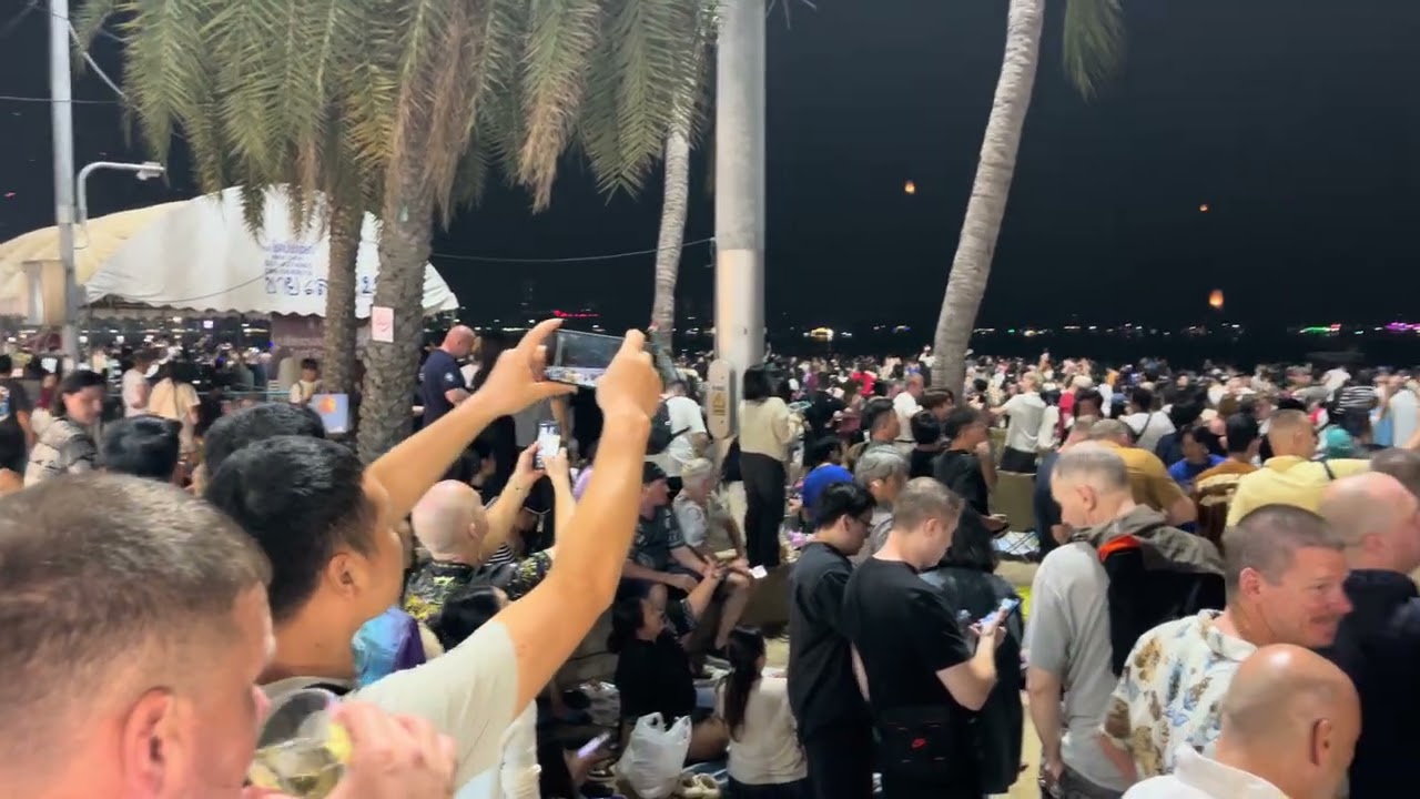 Walking from soi6 Pattaya to the beach 10 minutes before 2026