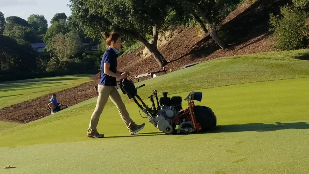 Corte de greens golf