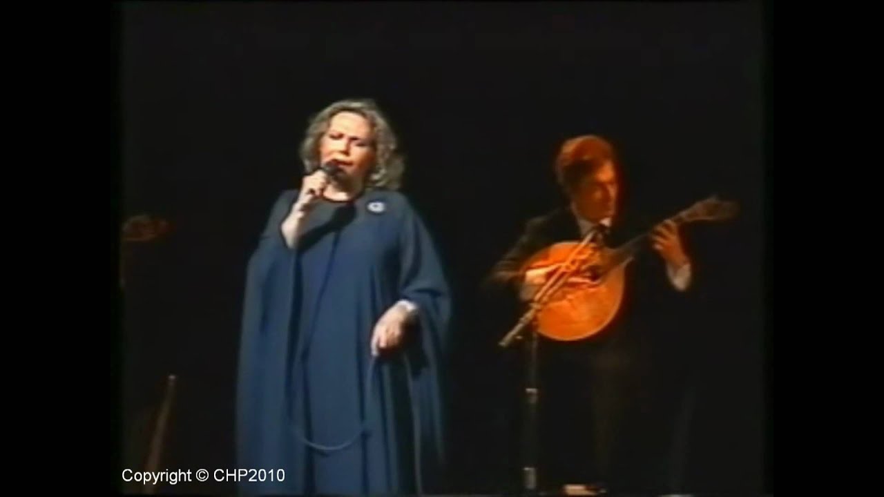 Amália Rodrigues: HALF AS MUCH