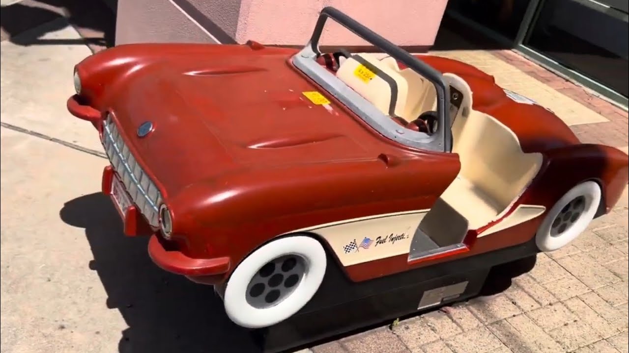 RG Mitchell American Roadster kiddie ride (Red) (Mute) 