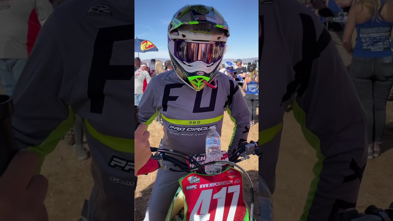 Umbrella Girls Have an Important Job