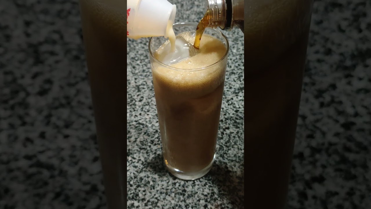 Coke Zero + Yakult #asmr #mixdrinks #drinks #shorts