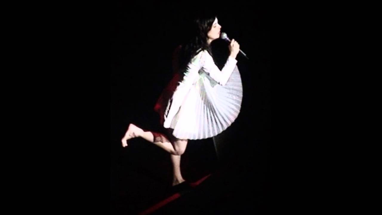 BJORK - ALARM CALL [INSTRUMENTAL MONITOR MIX]