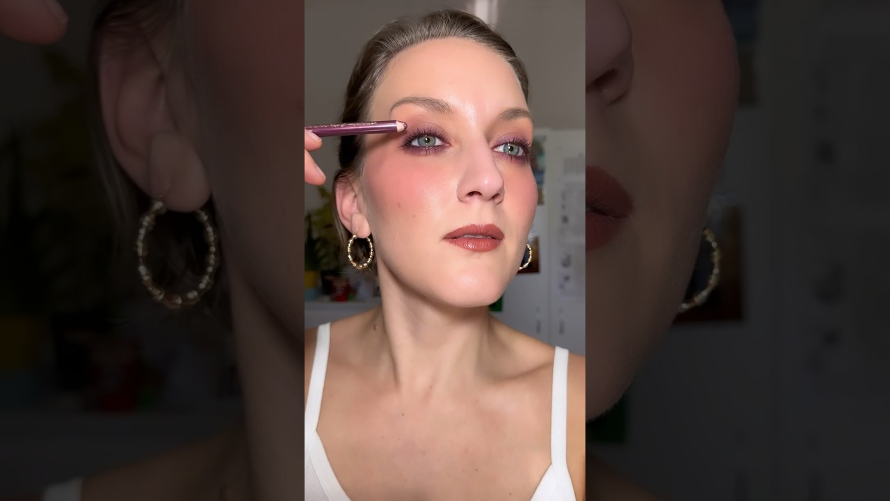 Best Eyeliner for GREEN EYES 😍 #greeneyes #makeupforgreeneyes #makeuptutorial #eyeliner