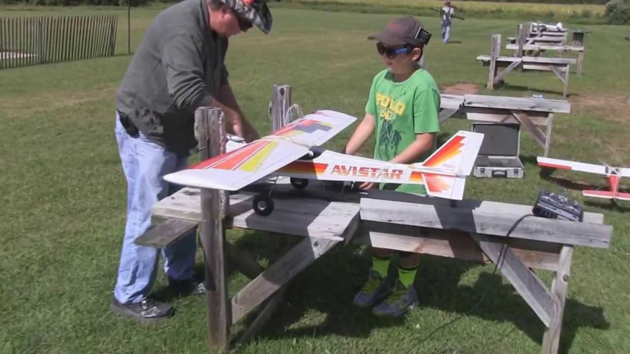 Justin Jee - AviStar Trainer - 2013-09-15