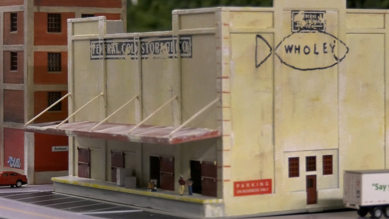 IS THIS MODEL RAILROAD BUILDING ANY GOOD?