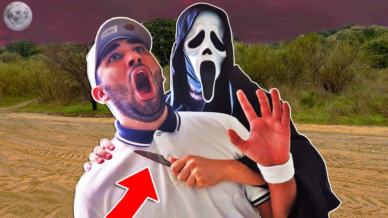 MI AMIGO ES ATACADO POR UN ENMASCARADO FANTASMA *Acaba en urgencias*