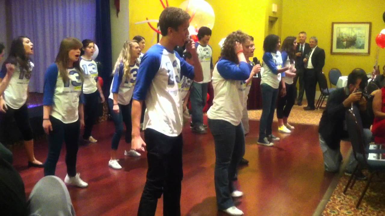 Florida Rep's 13 Cast performs excerpts for Benefit