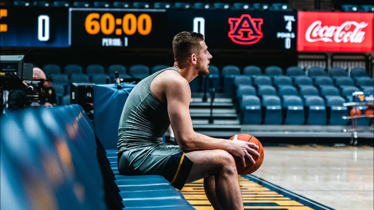 Erik Stevenson vs Auburn (31 points 7 threes)