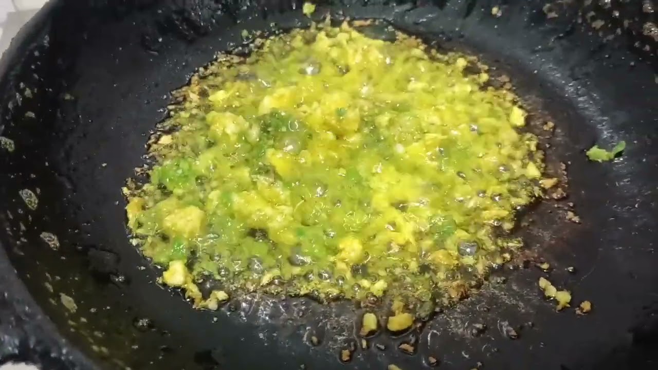 Sardi mein khaiye bathua sarson