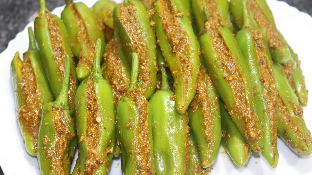 Winter Special Hari Mirch Bharwa Achar | Bharwa Achari Mirch | Yasmin Huma Khan