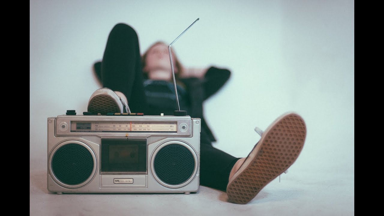 What qualifies a speaker as audiophile?