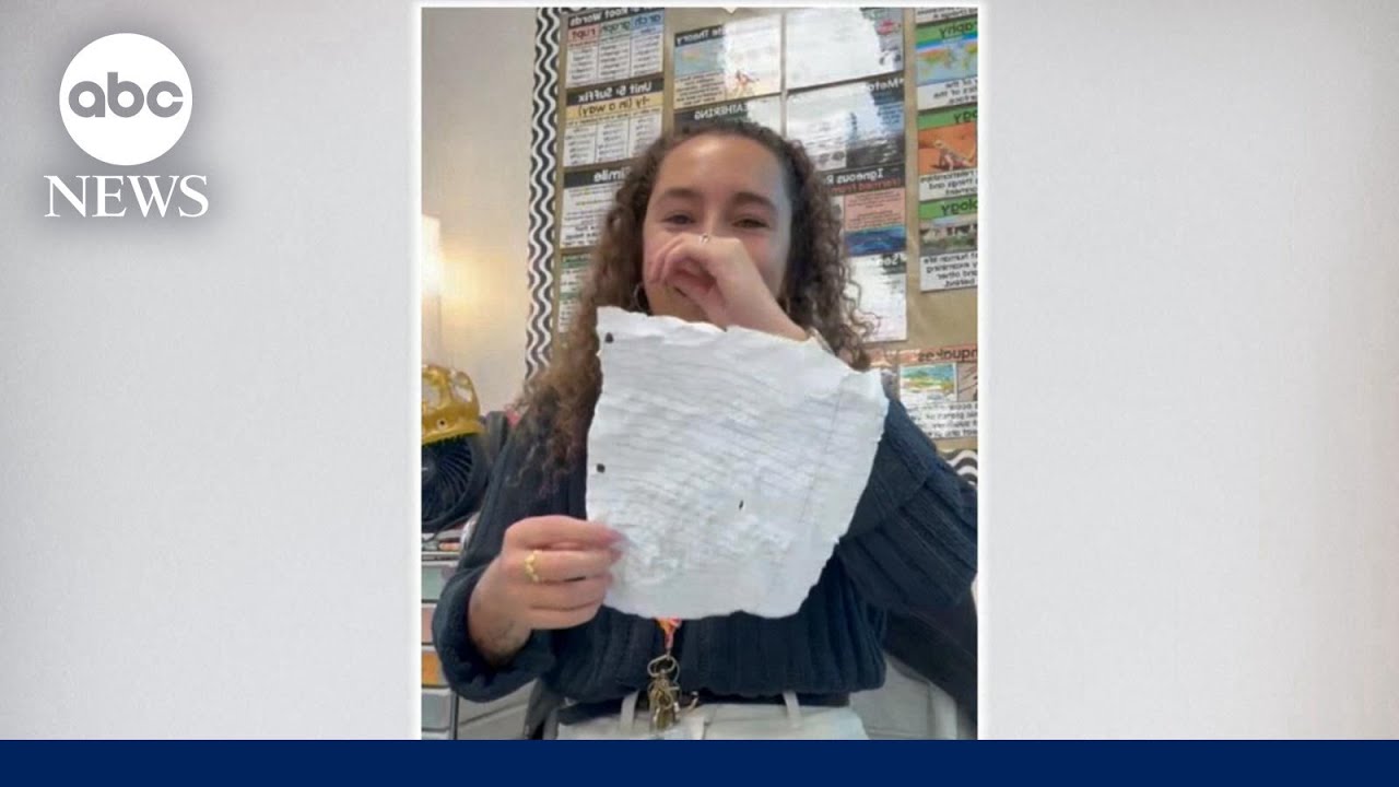 Teacher stuns, educates class by reading a breakup letter