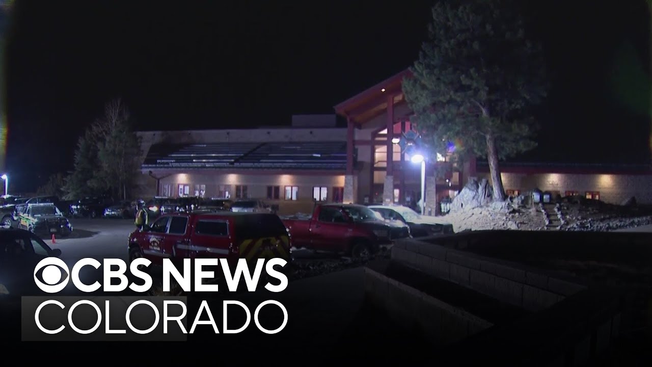 Man turned gun on himself after firing shots at shopping center in Evergreen