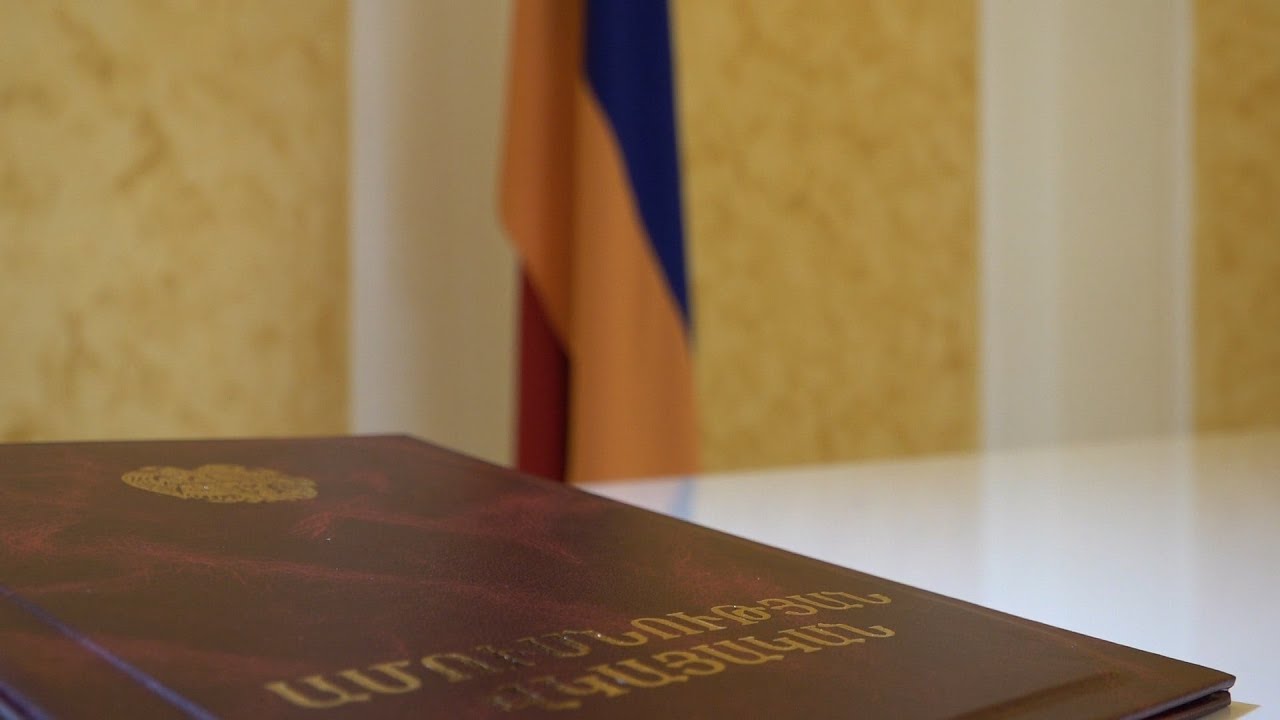 Ավելի քիչ ամուսնանու՞մ, թե՞ բաժանվում են