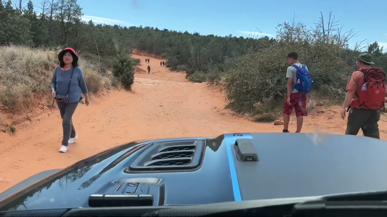 Jeep Rubicon  in Sedona: Dry Creek Trailhead to Devil&rsquo;s Bridge Trailhead via Dry Creek OHV Road