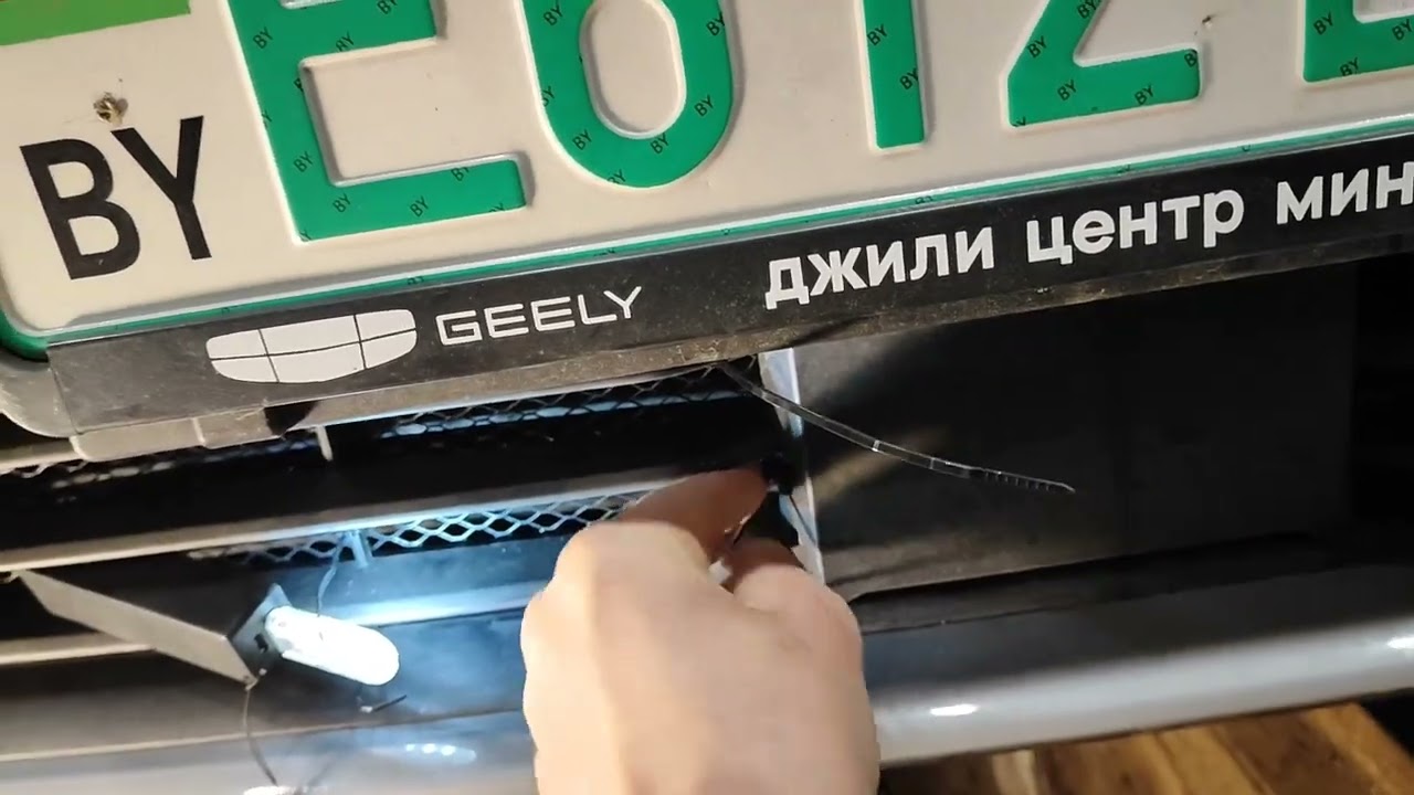 Установка защитной сетки радиатора бампер на ДЖИЛИ ЕХ5 Х80 #geely #galaxy #ex5 #x80 #e5