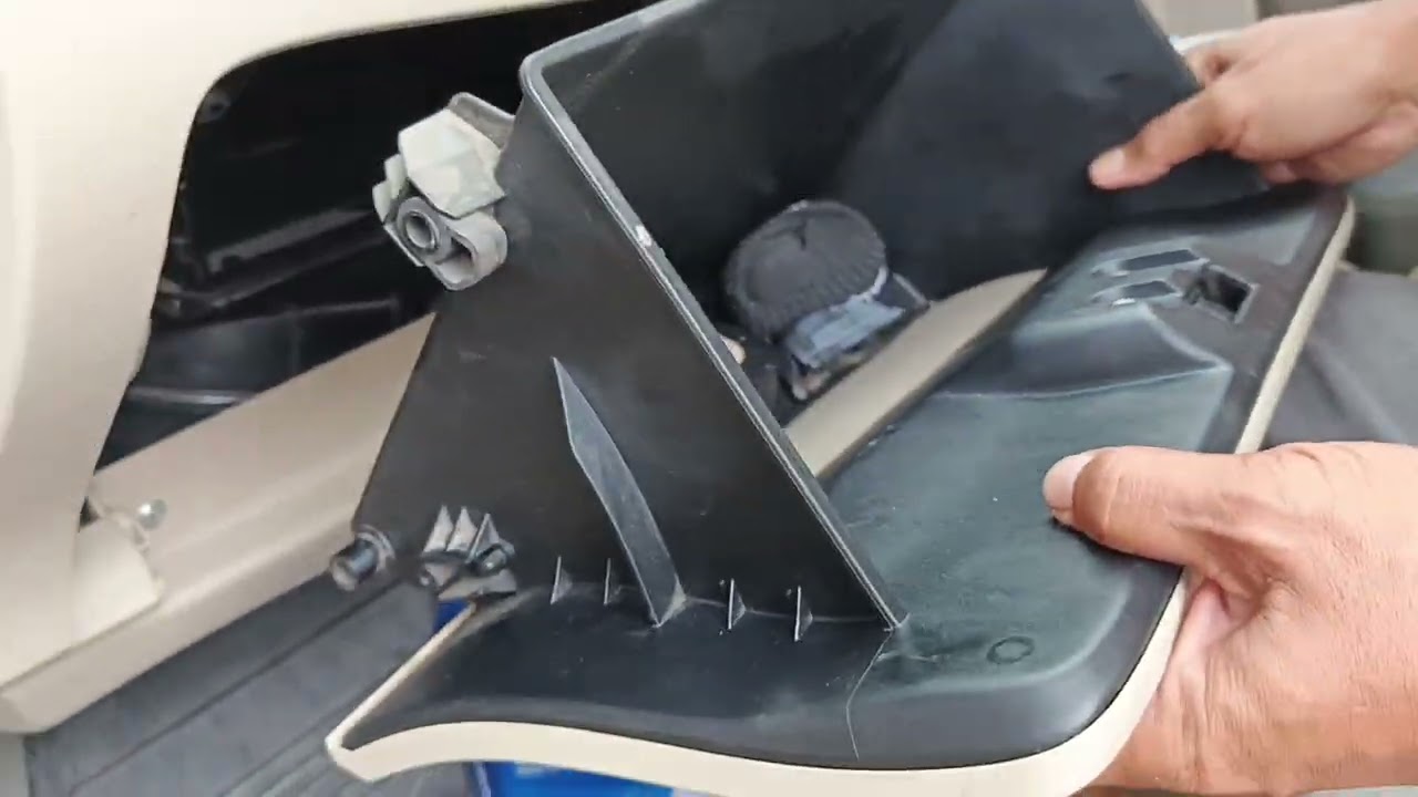 CARA BUKA FILTER AC MOBIL ERTIGA