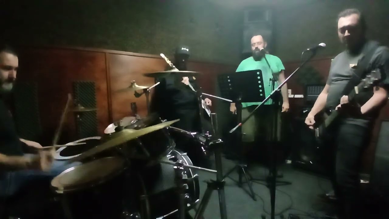 Xanga!h - Encostados à Parede (ensaio)