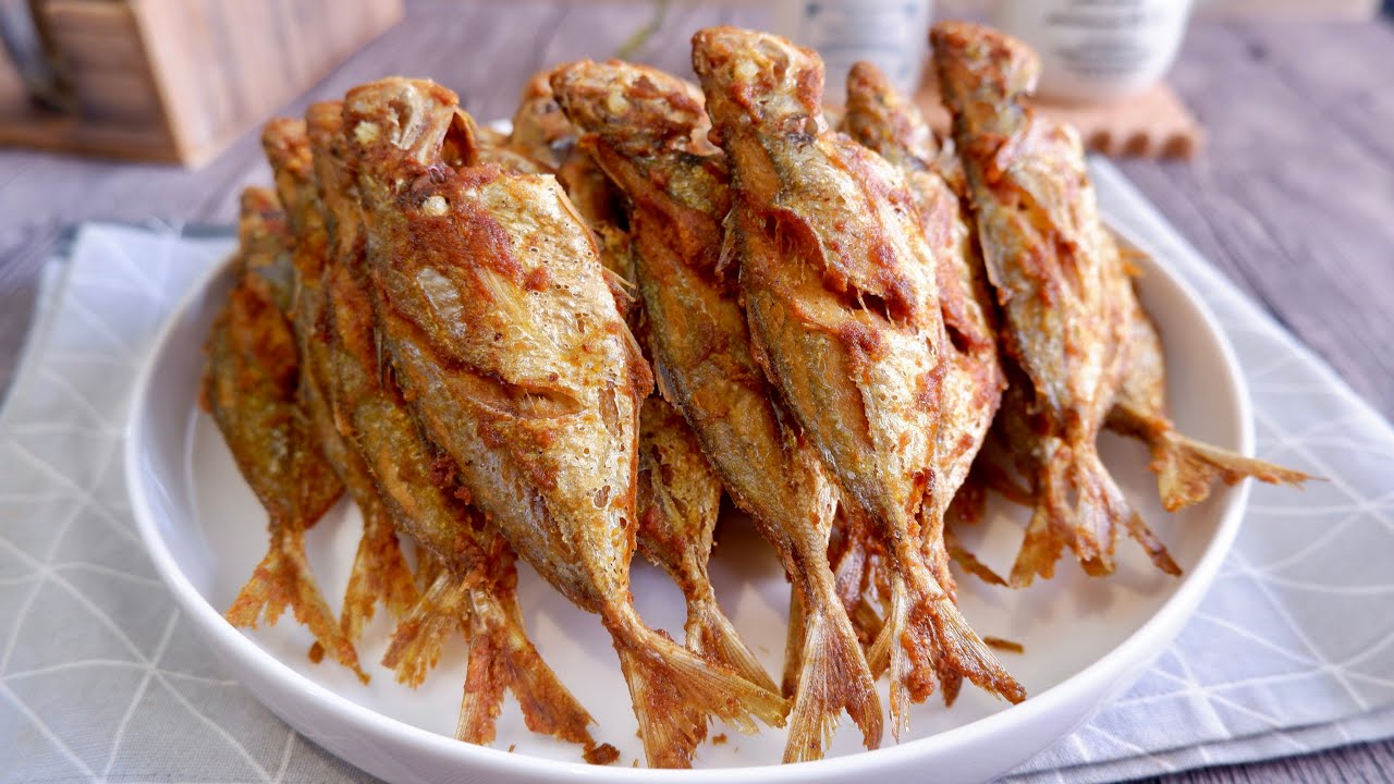 The Crispiest Ikan Kuning Using Only 6 Ingredients! 香脆黄尾鱼 Nasi Lemak Crunchy Turmeric Fish Recipe