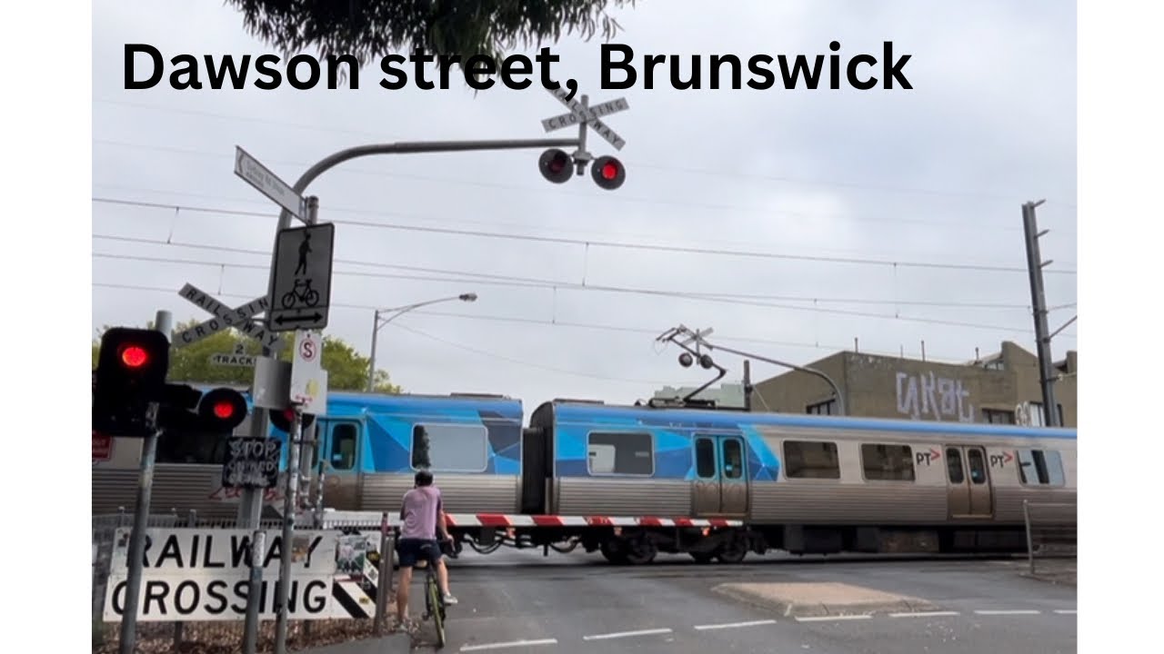 Dawson street level crossing tour 