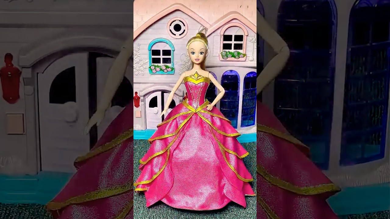 The Barbie doll comes to life and changes clothes | Playset Asmr Toys | Unboxing