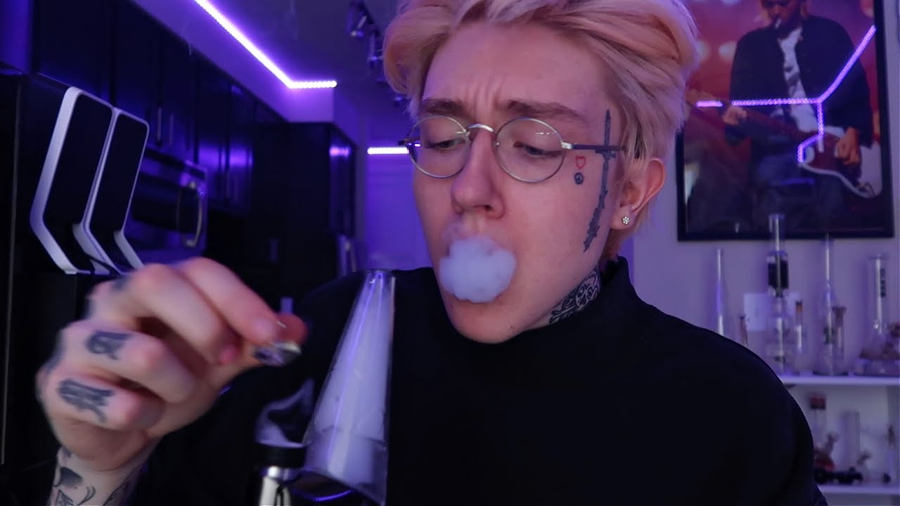 first time smoking a Puffco Peak... is it worth it?