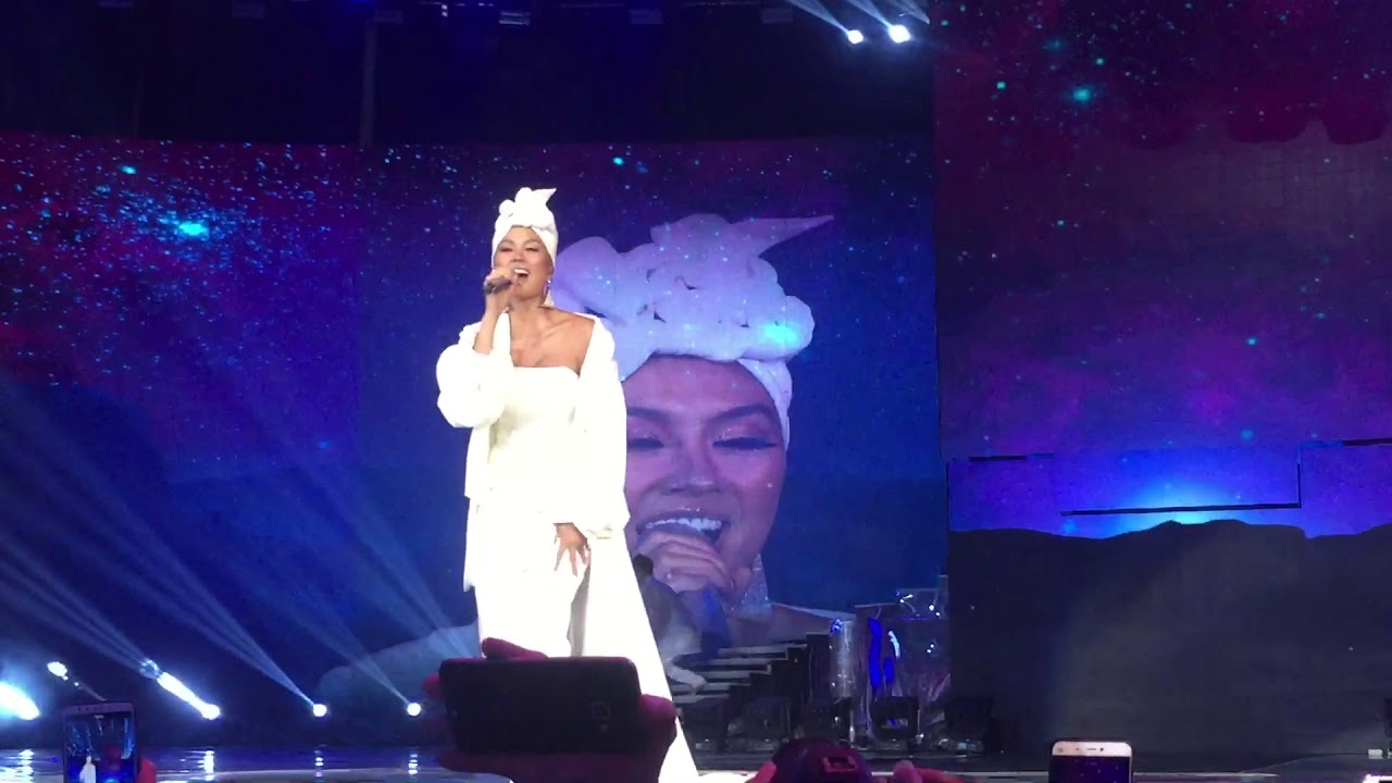 AGNEZ MO - Sebuah Rasa ( Live On #HUTSCTV28 )