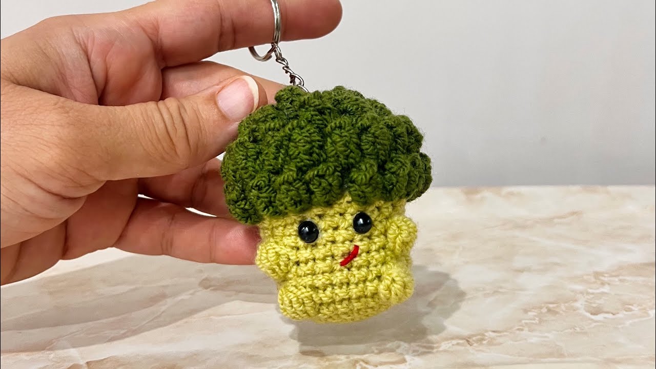Easy crochet //آویز بروکلی